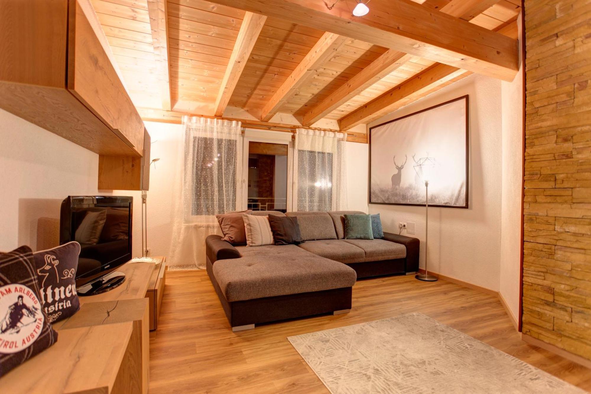 Haus Mattle Apartment Петной ам Арлберг Екстериор снимка